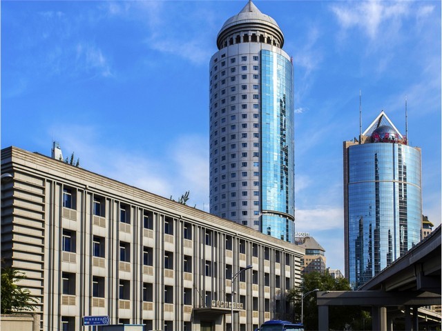 UCK500万能测长仪